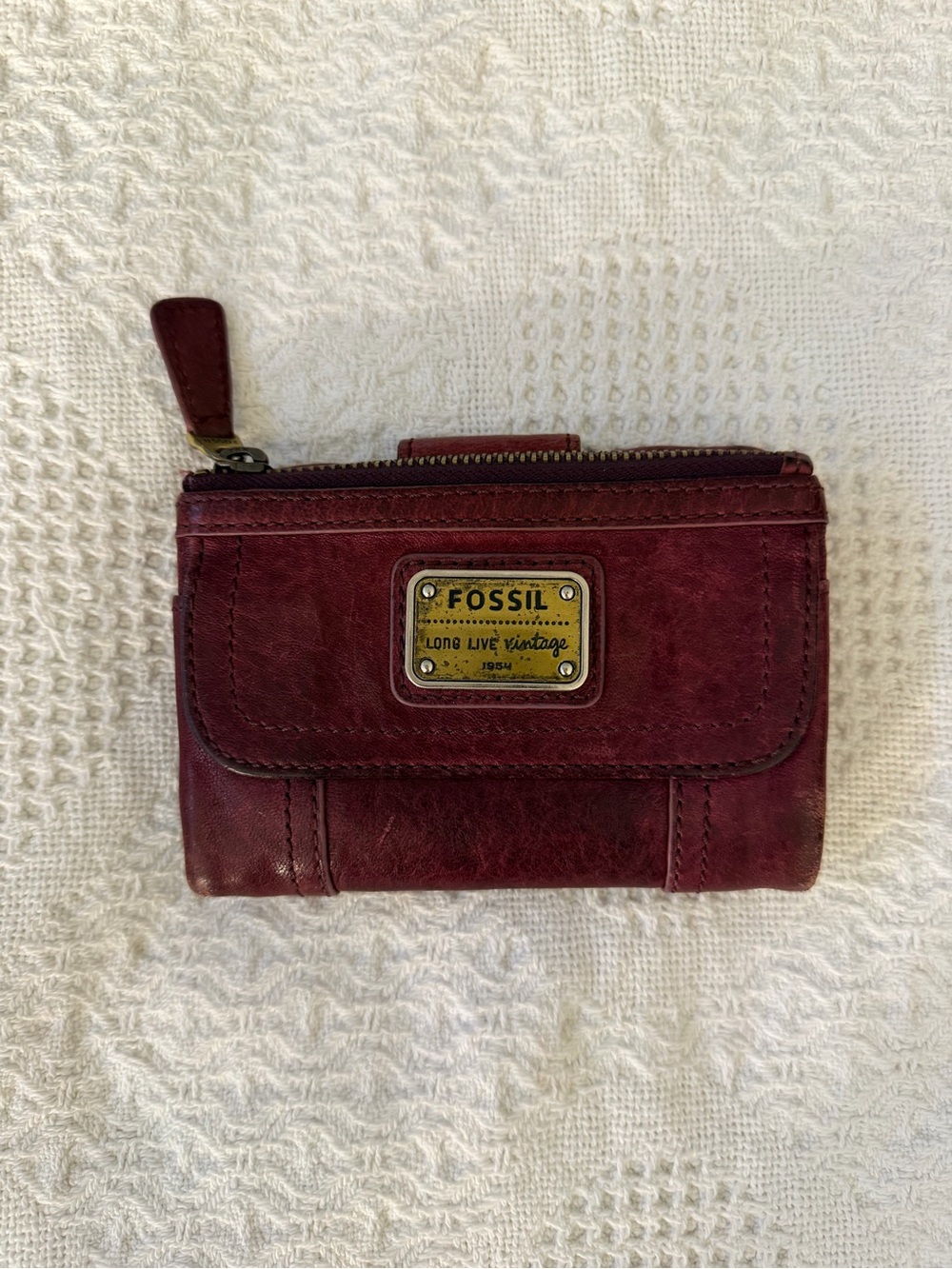 Vintage Fossil Burgundy Leather Card & Key Holder